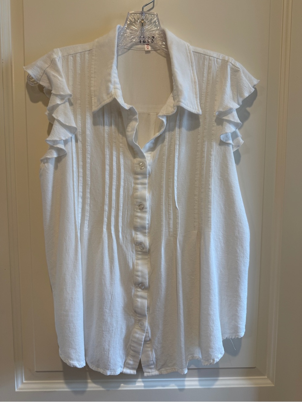 White flowy ruffle pleat blouse